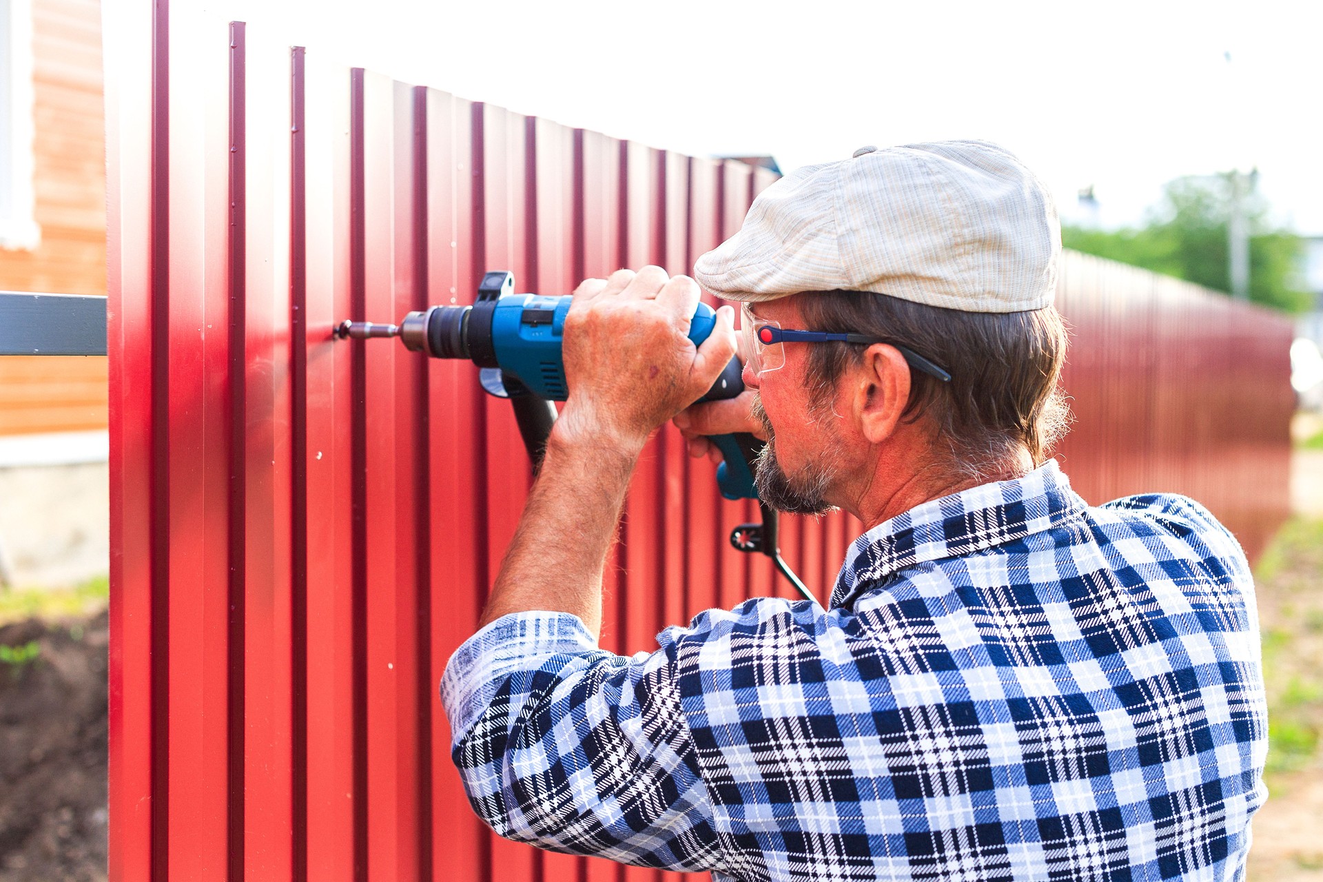 build a metal fence